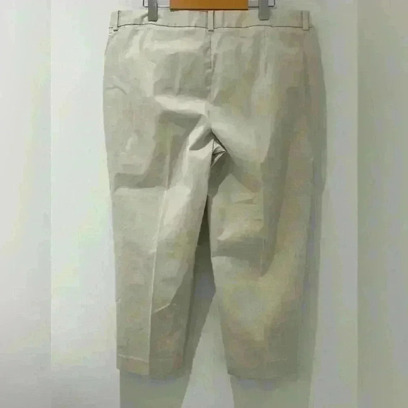 Jones, New  York signature women’s stretch cream capris size 16 - Picture 2 of 5